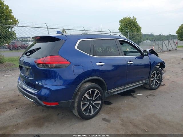 2017 NISSAN ROGUE SL 4