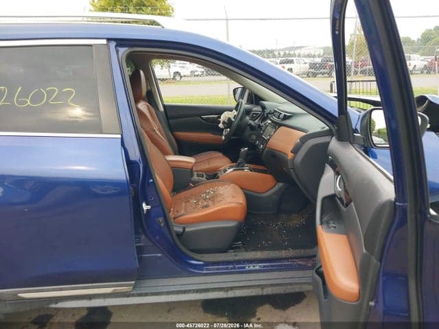 2017 NISSAN ROGUE SL 5
