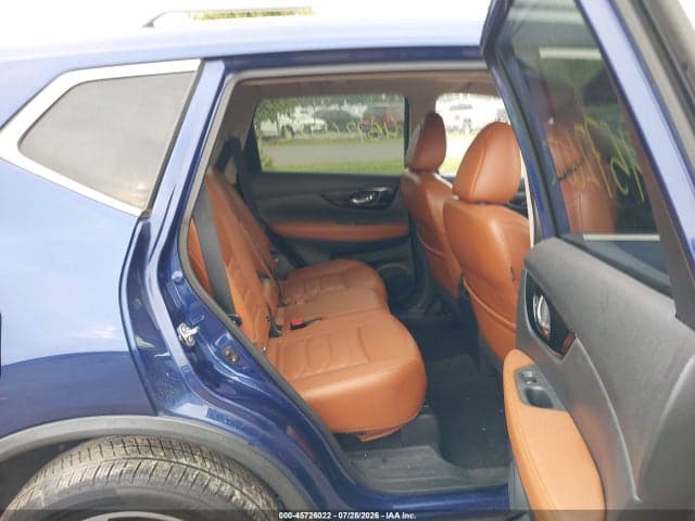 2017 NISSAN ROGUE SL 8