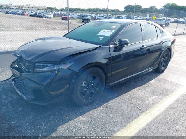 2025 TOYOTA CAMRY SE 2
