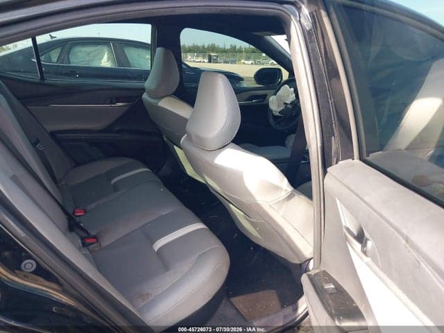 2025 TOYOTA CAMRY SE 8