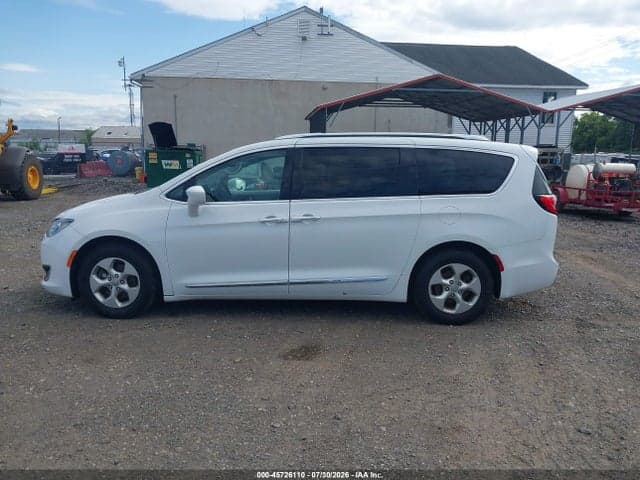 2017 CHRYSLER PACIFICA TOURING-L PLUS 14