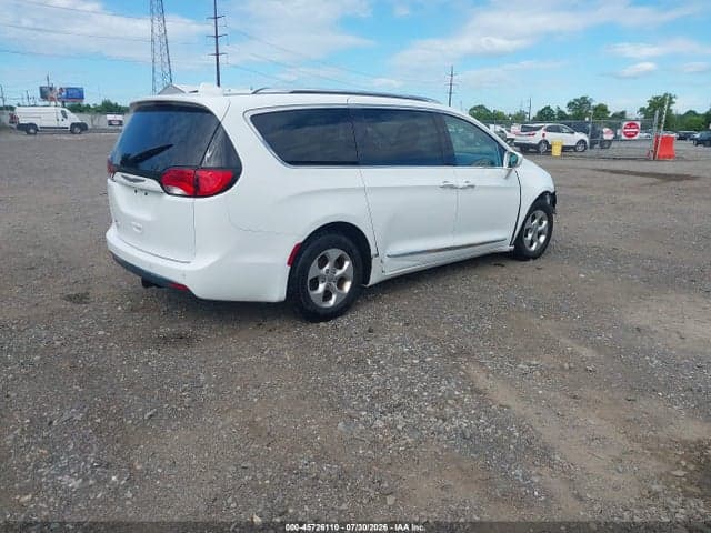 2017 CHRYSLER PACIFICA TOURING-L PLUS 4