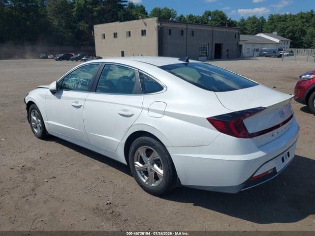 2022 HYUNDAI SONATA SE 3