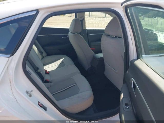 2022 HYUNDAI SONATA SE 8
