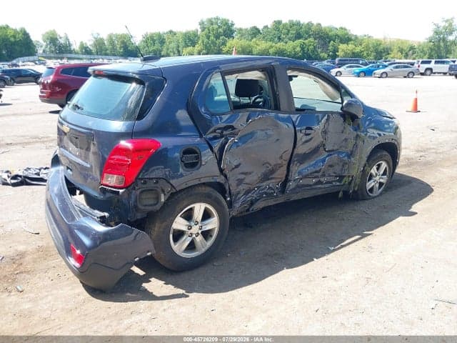 2018 CHEVROLET TRAX LS 4