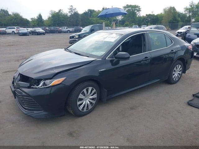 2020 TOYOTA CAMRY LE HYBRID 2