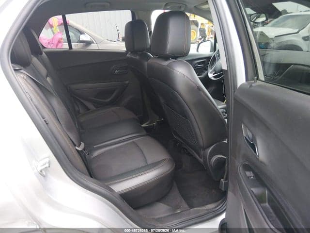 2017 CHEVROLET TRAX LT 8
