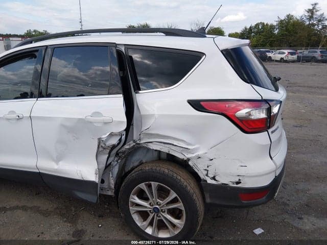 2018 FORD ESCAPE SE 6