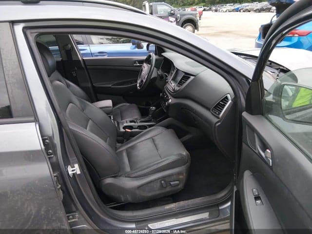 2017 HYUNDAI TUCSON LIMITED 5