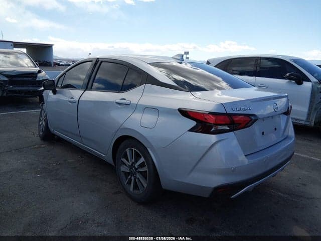 2021 NISSAN VERSA SV XTRONIC CVT 3