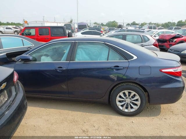 2017 TOYOTA CAMRY LE 14