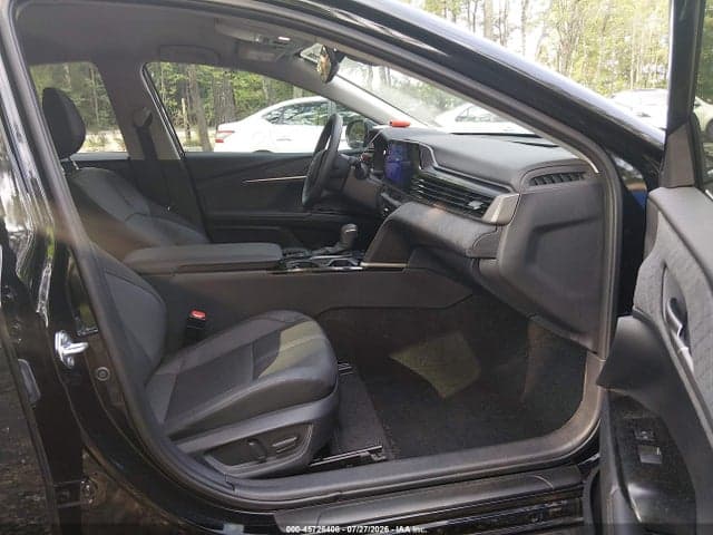 2025 TOYOTA CAMRY XLE 5