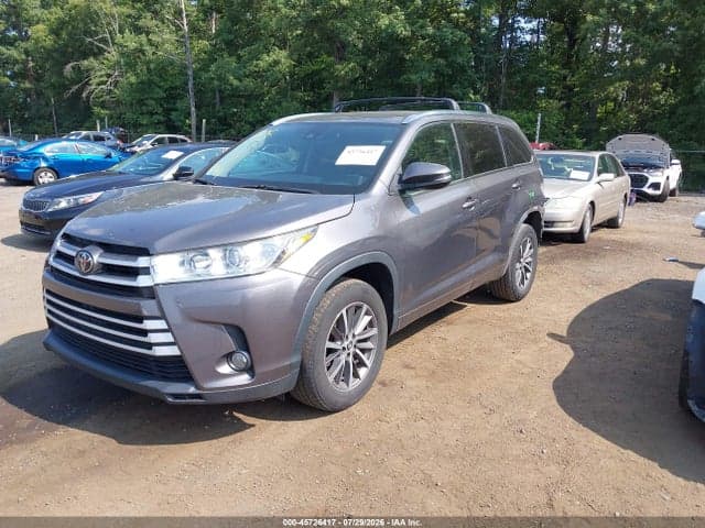 2017 TOYOTA HIGHLANDER XLE 2