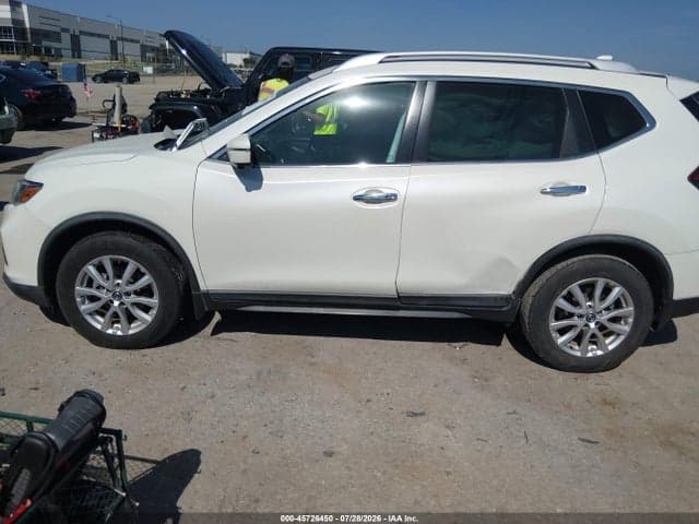 2018 NISSAN ROGUE SV 14