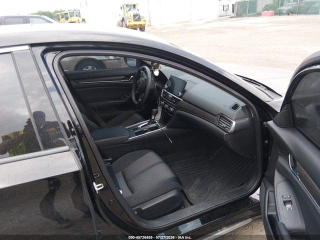 2018 HONDA ACCORD EX 5