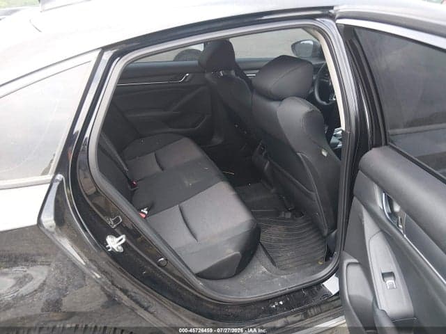 2018 HONDA ACCORD EX 8