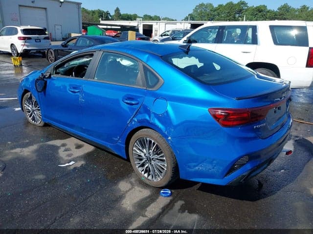 2022 KIA FORTE GT-LINE 3