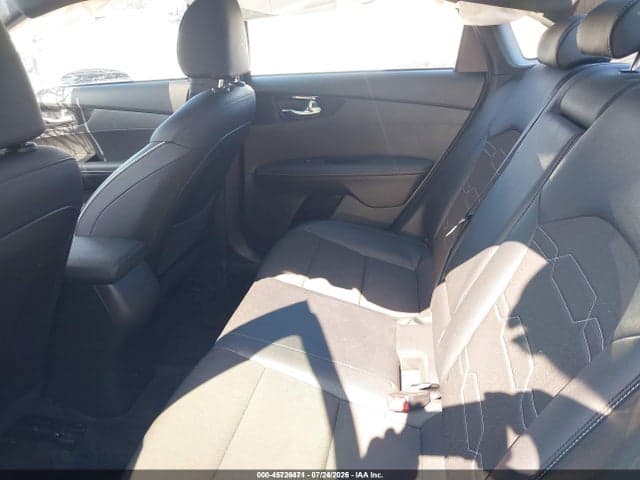 2022 KIA FORTE GT-LINE 8