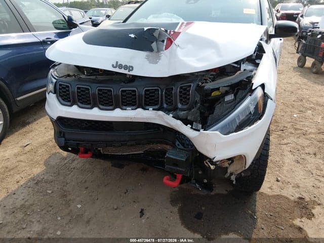 2025 JEEP COMPASS TRAILHAWK 4X4 6