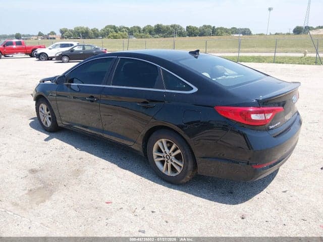 2017 HYUNDAI SONATA SE 3