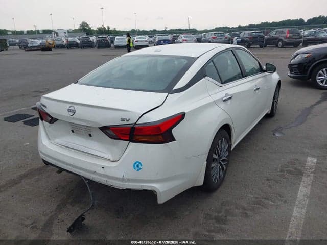 2024 NISSAN ALTIMA SV FWD 4