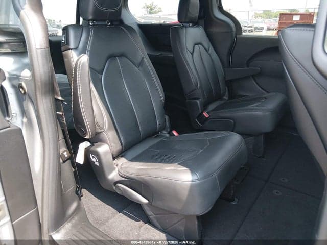 2020 CHRYSLER PACIFICA TOURING L PLUS 8