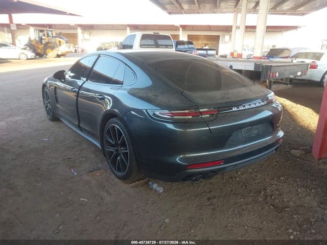 2018 PORSCHE PANAMERA 4 3