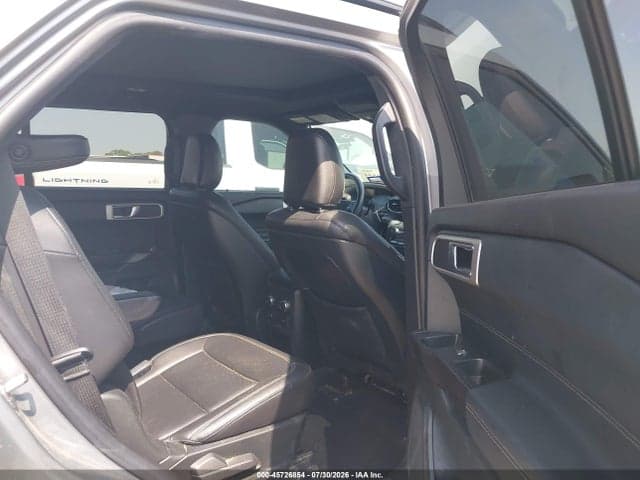 2020 FORD EXPLORER XLT 8
