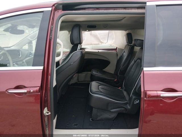 2021 CHRYSLER PACIFICA LIMITED AWD 8