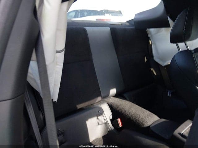 2026 TOYOTA GR86 PREMIUM 8