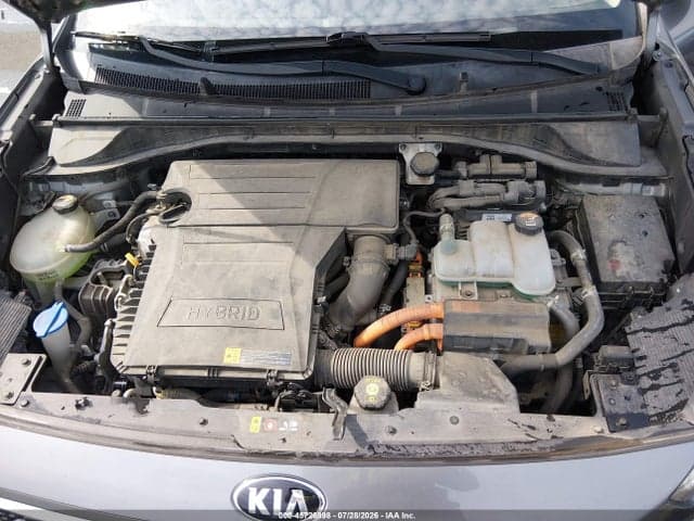 2017 KIA NIRO EX 10