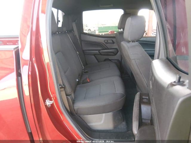 2024 CHEVROLET COLORADO 2WD WT 8