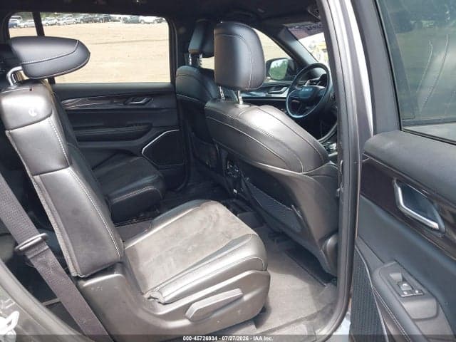 2022 JEEP GRAND CHEROKEE L ALTITUDE 4X2 8