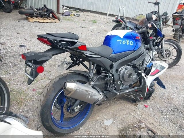 2026 SUZUKI GSX-R600 4