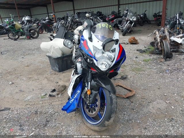 2026 SUZUKI GSX-R600 5