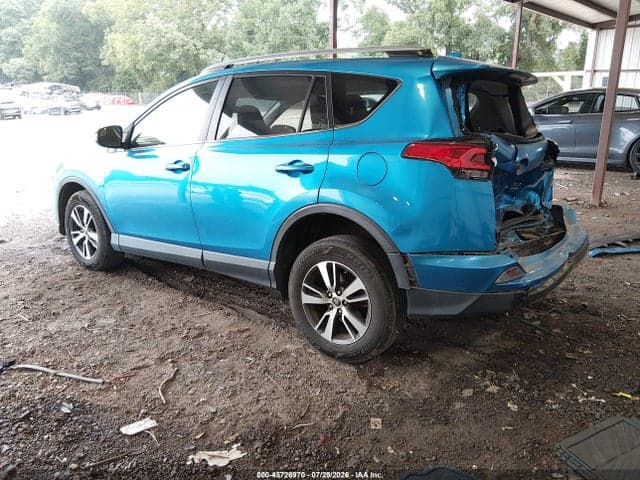 2017 TOYOTA RAV4 XLE 3