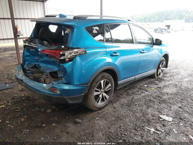 2017 TOYOTA RAV4 XLE 4