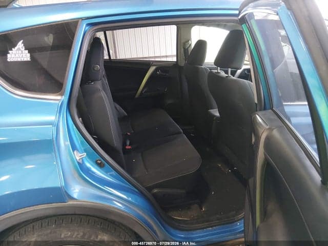 2017 TOYOTA RAV4 XLE 8