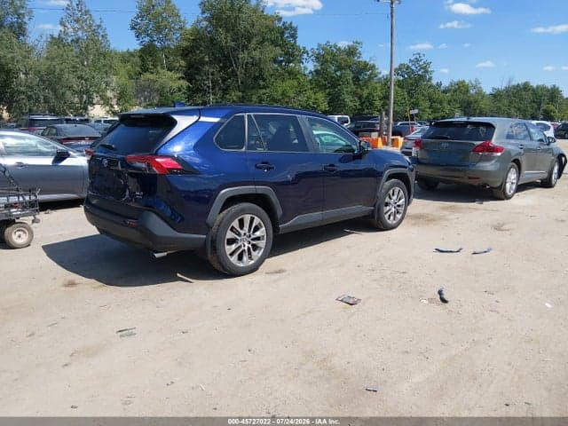 2019 TOYOTA RAV4 XLE PREMIUM 4