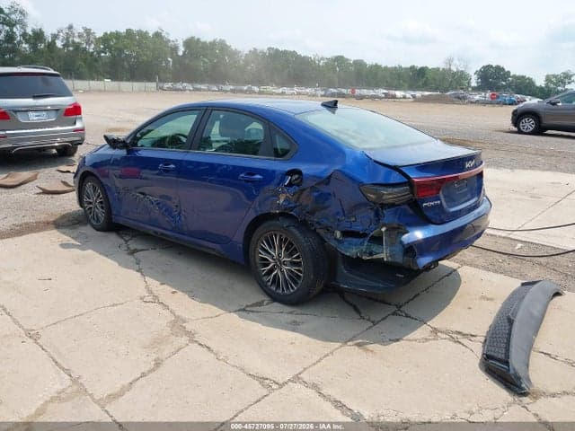 2024 KIA FORTE GT-LINE 3
