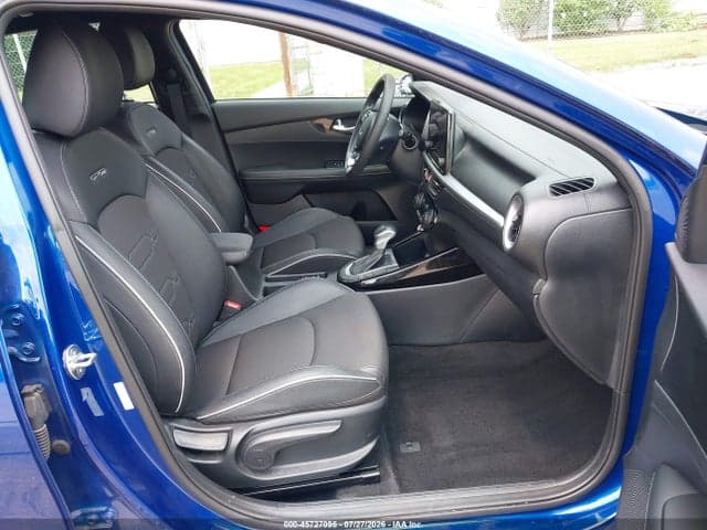 2024 KIA FORTE GT-LINE 5