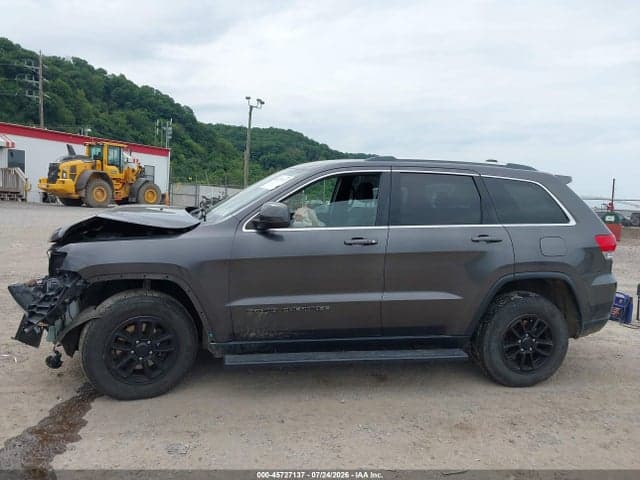 2018 JEEP GRAND CHEROKEE LAREDO E 4X4 15