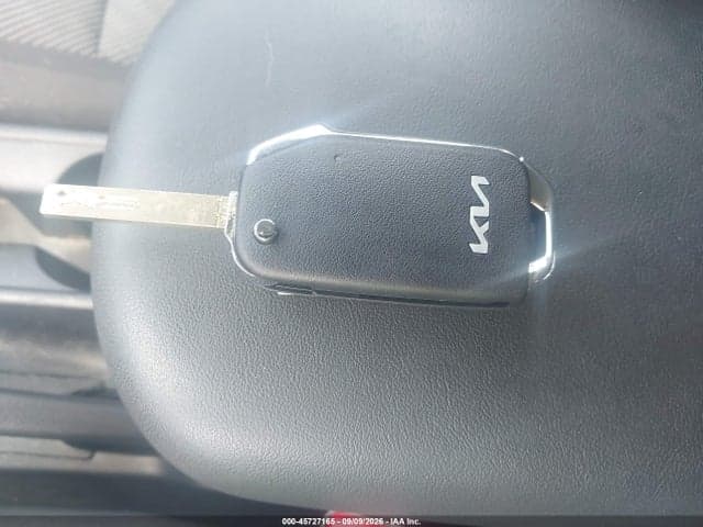 2021 KIA SELTOS LX 11