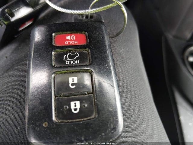 2017 TOYOTA RAV4 LIMITED 11