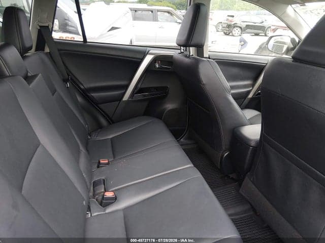 2017 TOYOTA RAV4 LIMITED 8