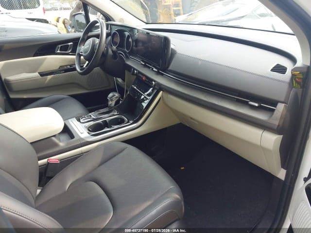 2024 KIA CARNIVAL MPV EX 5