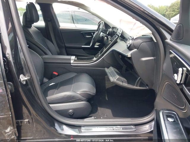 2023 MERCEDES-BENZ C 300 SEDAN 5