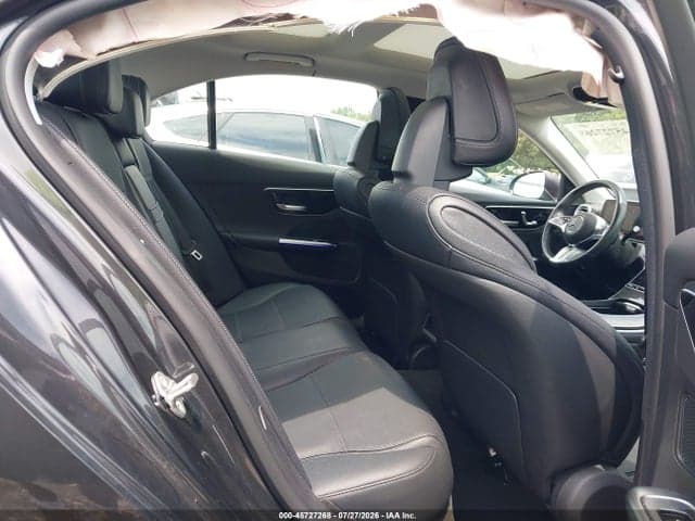 2023 MERCEDES-BENZ C 300 SEDAN 8