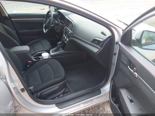 2019 HYUNDAI ELANTRA SE 5